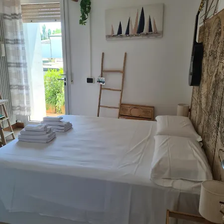 Il Mezzo Marinaio Bed & Breakfast 3*